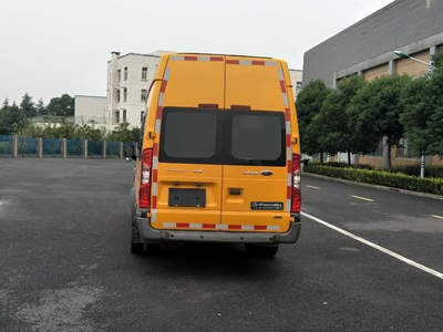 江特牌JDF5040XXHJ5型救險(xiǎn)車